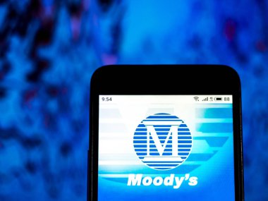 Kiev, Ukrayna - 10 Jan 2019: Moody's Corporation mali hizmetler şirket logosu akıllı telefon görüntülenen gördüm.