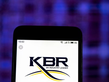 Kiev, Ukrayna - 10 Jan 2019: Kbr mühendislik şirket logosu akıllı telefon görüntülenen gördüm.