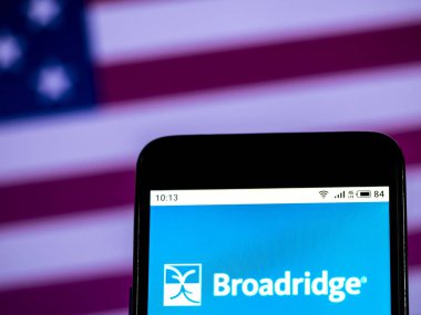 Kiev, Ukrayna - 10 Jan 2019: Broadridge finansal çözümler şirket logosu akıllı telefon görüntülenen gördüm.