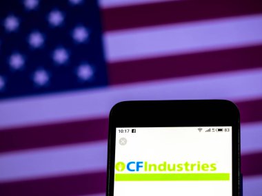 Kiev, Ukrayna - 10 Jan 2019: Cf imalat sanayi şirket logosu akıllı telefon görüntülenen gördüm.