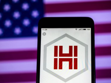 Kiev, Ukrayna - 11 Ocak 2019: Hub grup taşıma şirket logosu akıllı telefon görüntülenen gördüm.