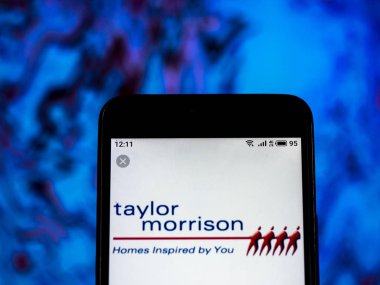 Kiev, Ukrayna - 11 Ocak 2019: Taylor Morrison şirket logosu akıllı telefon görüntülenen gördüm.