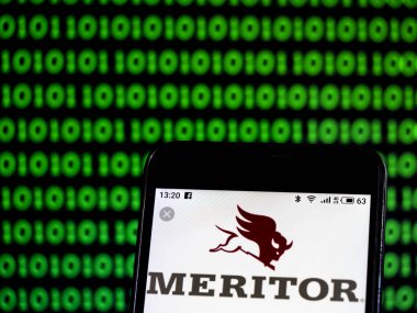 Kiev, Ukrayna - 18 Ocak 2019: Meritor, Inc şirket logosu akıllı telefon görüntülenen gördüm