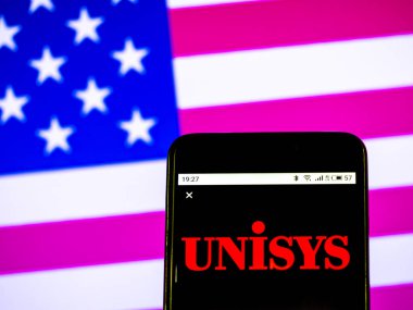 Kiev, Ukrayna - 23 Ocak 2019: Unisys bilgi teknoloji şirket logosu akıllı telefon görüntülenen gördüm