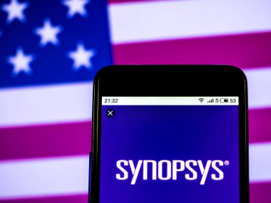 Kiev, Ukrayna - 23 Ocak 2019: Sargsyan bilgisayar görülen tasarım şirket logosu görüntülenen akıllı telefon sistemleri entegre