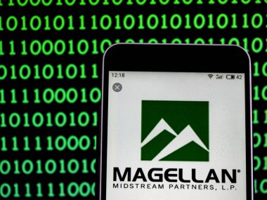 Kiev, Ukrayna - 6 Şubat 2019: Magellan yarı yolda at değiştirilmez ortakları listede halka açık şirket logosu akıllı telefon görüntülenen gördüm