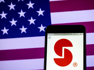 Stepan şirket logosu akıllı telefon görüntülenen gördüm