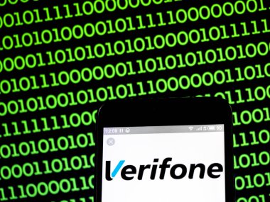Verifone şirket logosu akıllı telefon görüntülenen gördüm