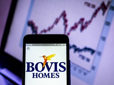  Bovis evleri grup logosu akıllı telefon görüntülenen gördüm.