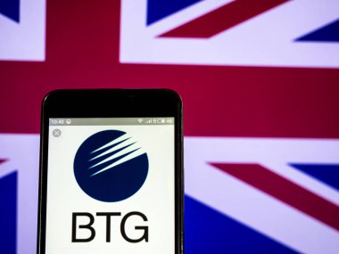  BTG plc şirket logosu akıllı telefon görüntülenen gördüm.
