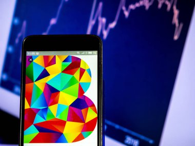 CYBG plc şirket logosu akıllı telefon görüntülenen gördüm.