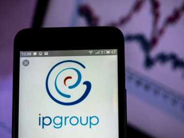 IP Group plc şirket logosu akıllı telefon görüntülenen gördüm.