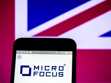 Mikro odak International plc şirket logosu sma üzerinde görüntülenen gördüm