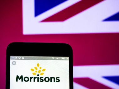 WM Morrison süpermarketler plc logo akıllı telefon görüntülenen gördüm.