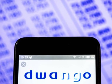 Dwango Co., Ltd. şirket logosu akıllı telefon görüntülenen gördüm.