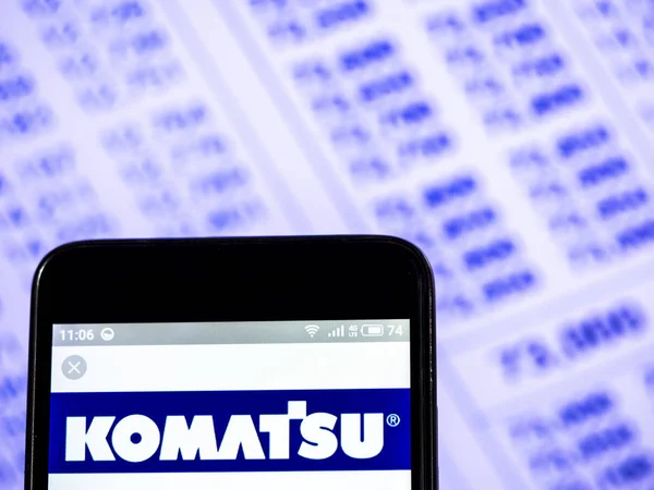 Komatsu Ltd. japonské nadnárodní korporace logo viděli zobrazí — Stock fotografie