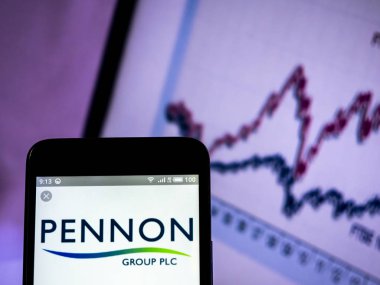  Pennon Group plc logo akıllı telefon görüntülenen gördüm.