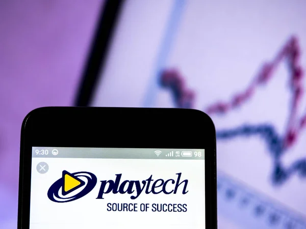 Playtech logotipo PLC visto exibido no telefone inteligente . — Fotografia de Stock