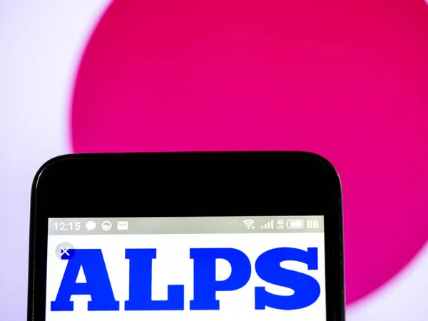 Alps Electric Co., Ltd. logo zien weergegeven op smart phone. — Stockfoto