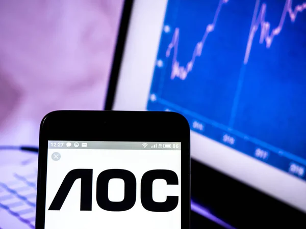 在智能手机上显示的 Aoc holdings 徽标. — 图库照片