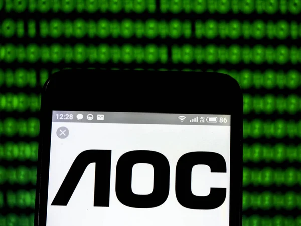 AOC bedrijven logo zien weergegeven op smart phone. — Stockfoto