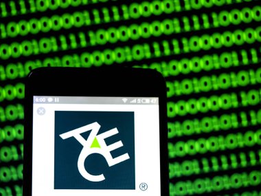 Fotoğraf illüstrasyon görülen bir Ace Limited logosu bir akıllı üzerinde görüntülenir.