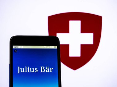 Fotoğraf resimde görülen bir Julius Baer grup logosu görüntülenen bir 