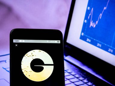 Fotoğraf illüstrasyon görülen bir Givaudan Sa logo bir akıllı üzerinde görüntülenir. 