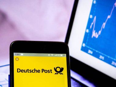 Bu fotoğraf Illustration bir Deutsche Post logosu görüntülenen görüldü 