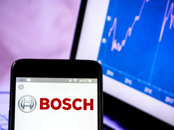 Bu fotoğraf resimde bir Bosch logosu görülen bir sma üzerinde görüntülenen — Stok fotoğraf