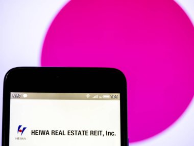 Bu fotoğrafta bir Heiwa gayrimenkul Company, ltd log
