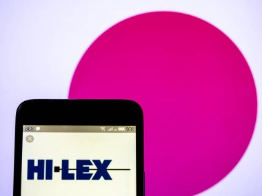 Bu fotoğraf resimde bir Hi-Lex Corporation logosu görüldü