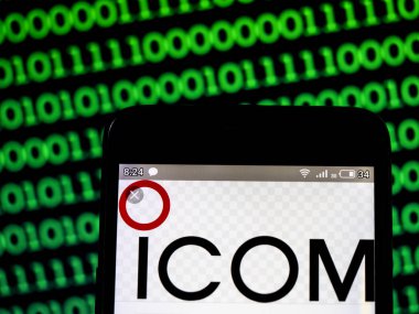 Bu fotoğraf resimde bir ICOM Incorporated logo görüldü