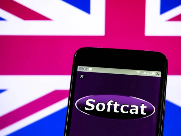 En esta ilustración de la foto un logotipo de Softcat plc visto en — Foto de Stock