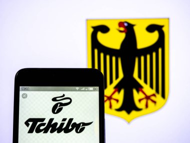 Bu fotoğraf illüstrasyon bir Tchibo (Maxinvest bir parçası) logosu bkz.