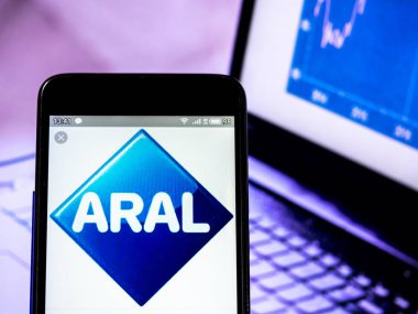 Bu fotoğraf illüstrasyonbir Aral (Bp parçası) görüntülenen