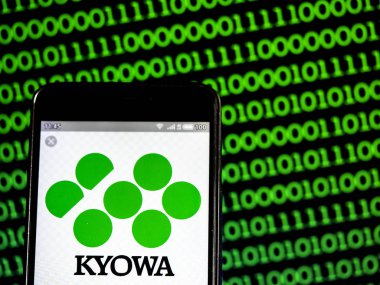 Bu fotoğrafta bir Kyowa Hakko Kirin Co, Ltd logo se