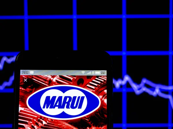 Nesta foto ilustração um Marui Co., Ltd. logotipo visto exibido — Fotografia de Stock