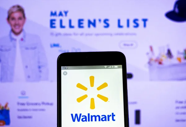 In deze foto illustratie het Walmart, Inc. logo wordt gezien displ — Stockfoto