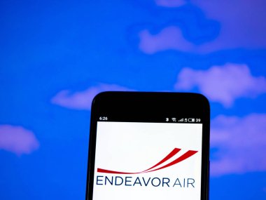 Bu fotoğraf resimde Endeavor Air logosu görülebilir ekran