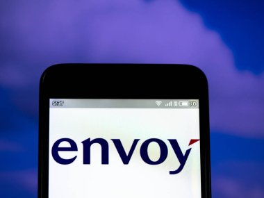 Bu fotoğraf resimde Enwoy havayolları logosu Displ görüldü