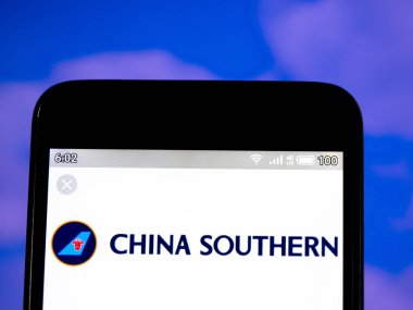 Bu fotoğraf resimde Çin Southern Airlines logosu s