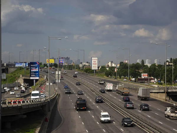 Traffic on the Stolichnoe highway — Stock Photo, Image