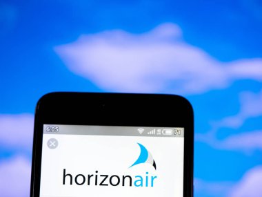 Bu fotoğraf resimde Horizon Air Industries, Inc logosu