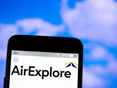 Bu fotoğraf illüstrasyonda Airexplore logosu görüntülenir