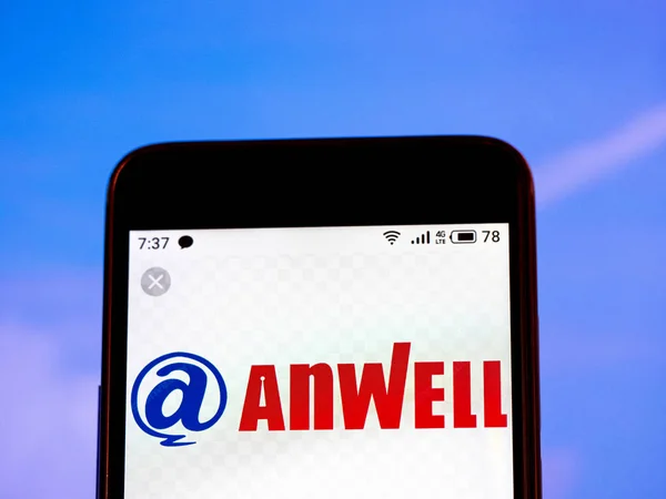 Σε αυτή την εικόνα φωτογραφία το λογότυπο Anwell τεχνολογίες εμφανίζεται — Φωτογραφία Αρχείου