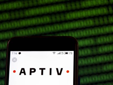 Bu fotoğraf illüstrasyonda Aptiv Plc logosu 