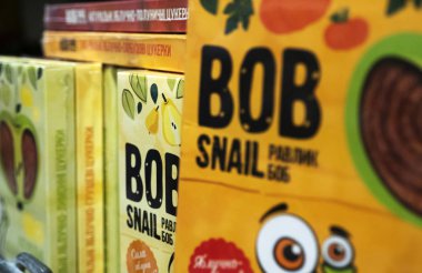 Şeker Bob Salyangoz doğal elma ve kabak mağaza o görülür