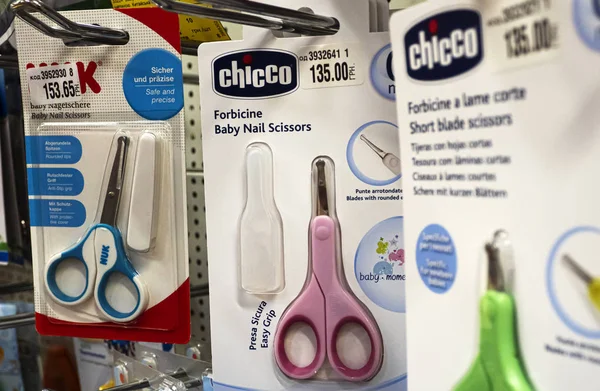 Chicco Bebek Tırnak Makas mağaza rafında görülür