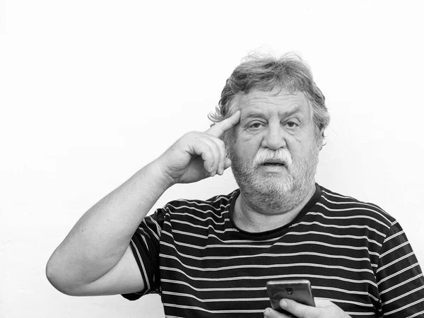 Schwarz Weiß Porträt Eines Mannes Mittleren Alters Hält Einen Finger — Stockfoto